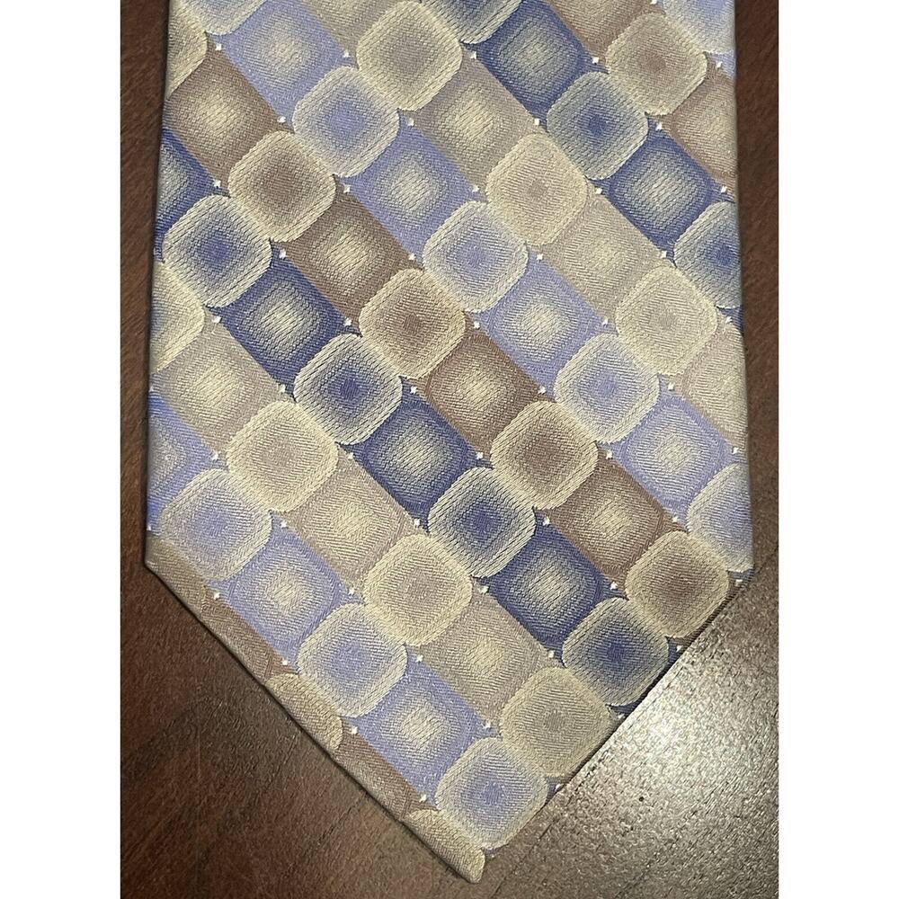 Van Heusen Blue Tan 100% Silk Men’s Neck Tie Made In China